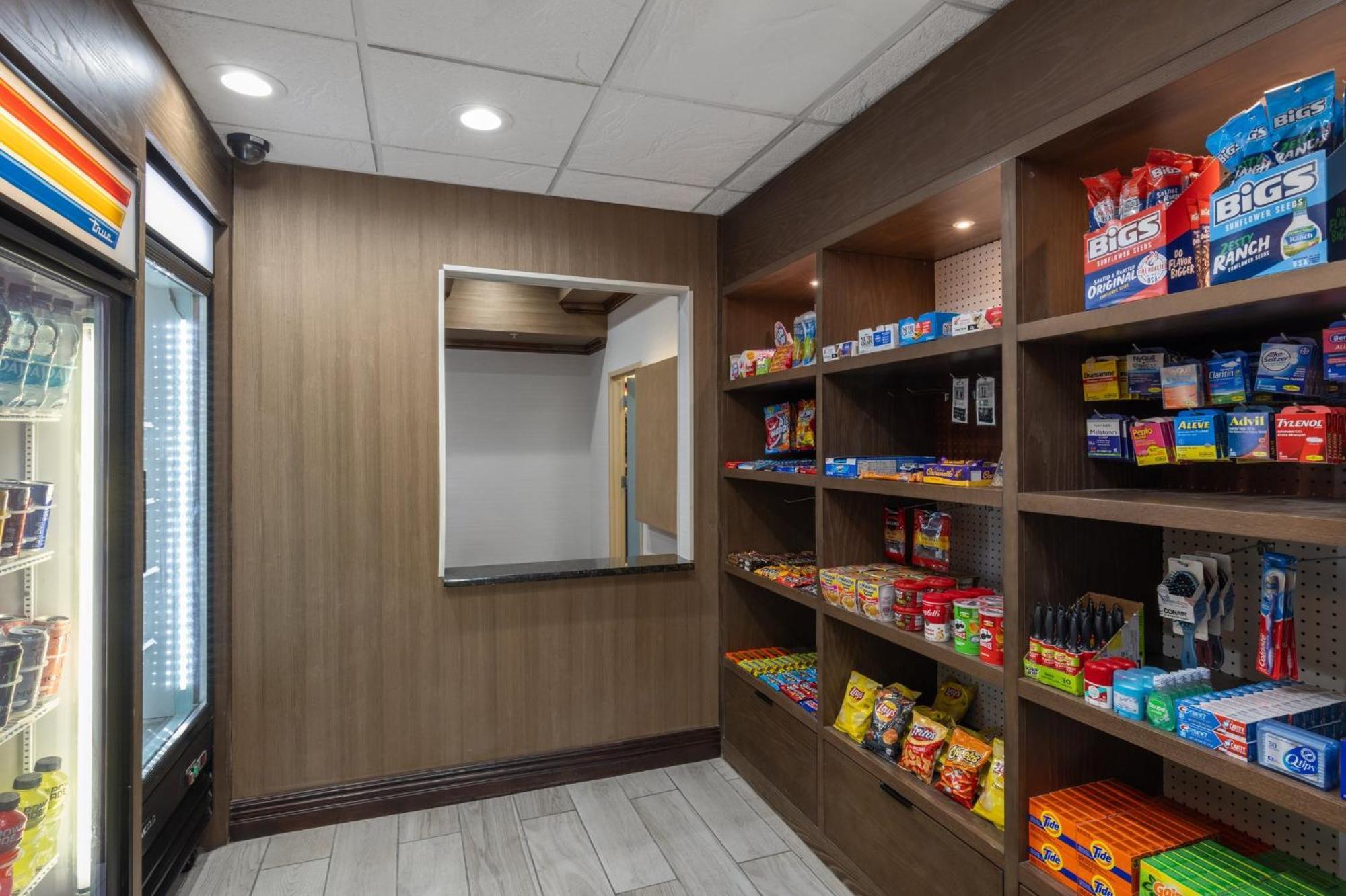 Staybridge Suites Rogers - Bentonville By Ihg Dış mekan fotoğraf